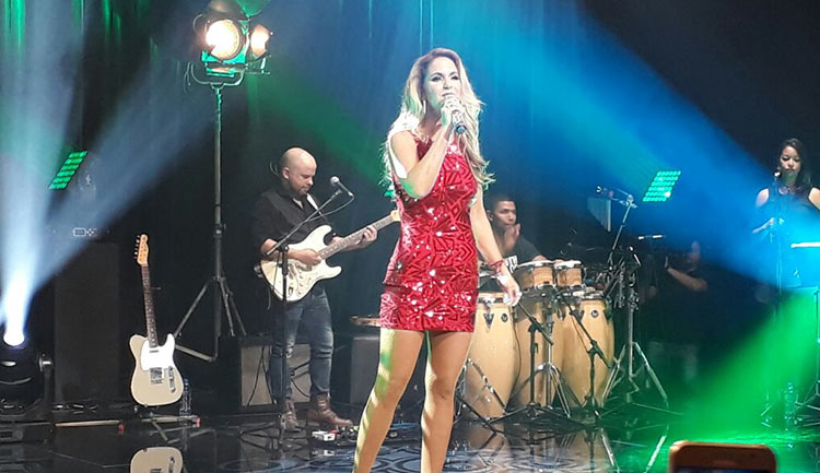 Lucero en vivo en Brasil