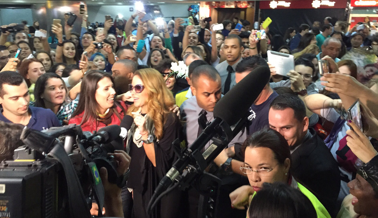Lucero Aeropuerto Brasil