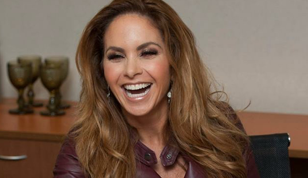 Lucero en entrevista Brasil