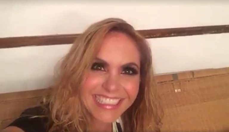Lucero regresa a brasil