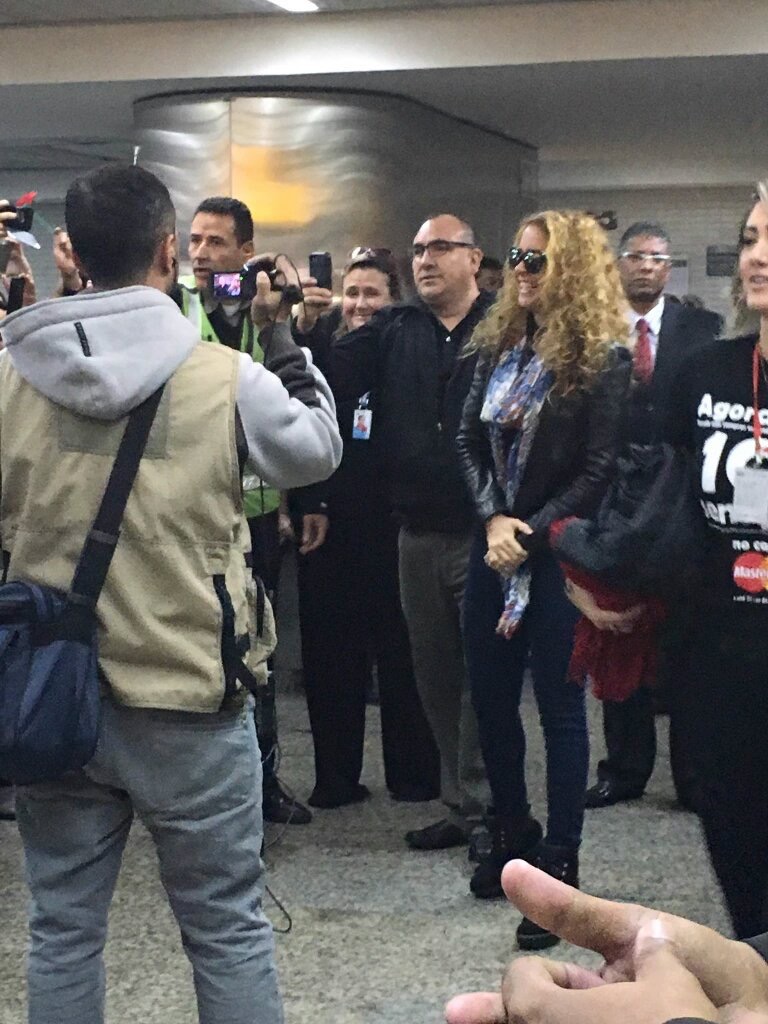 Lucero llega a BRasil