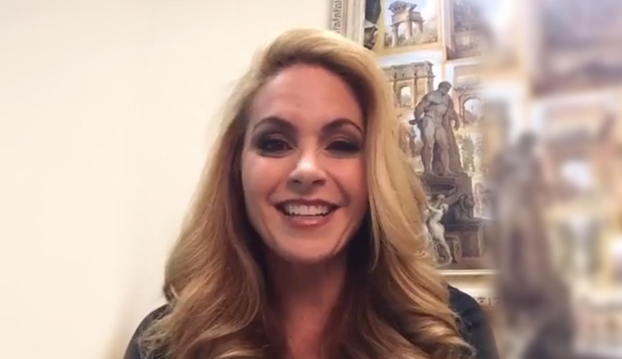 Lucero en Caras Brasil