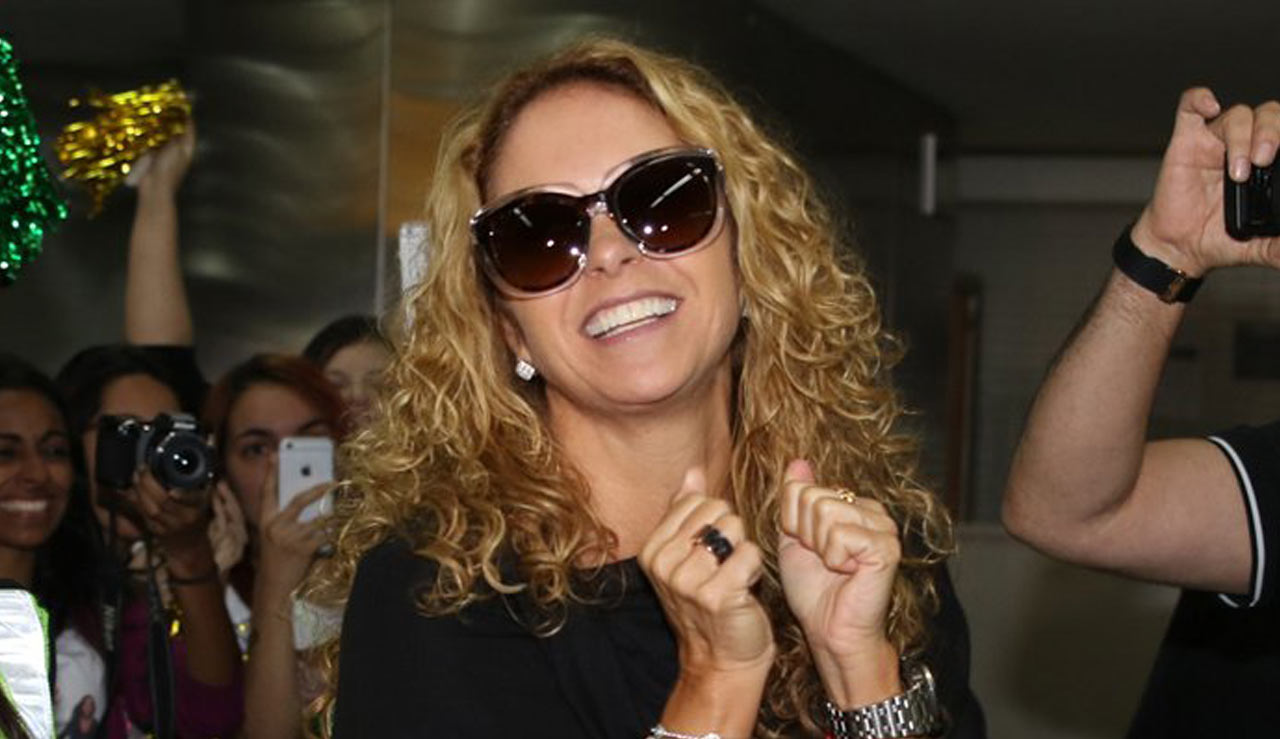 Lucero regresa a Brasil