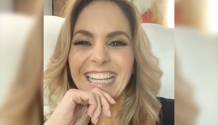 Lucero Facebook Live