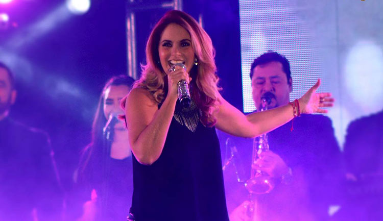 Lucero en Monterrey