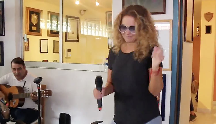 Lucero ensayos para el Auditorio Nacional