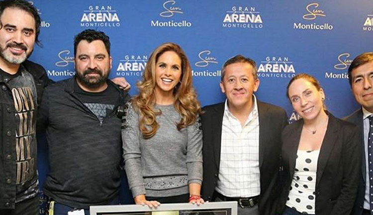 Lucero en la Gran Arena Monticello