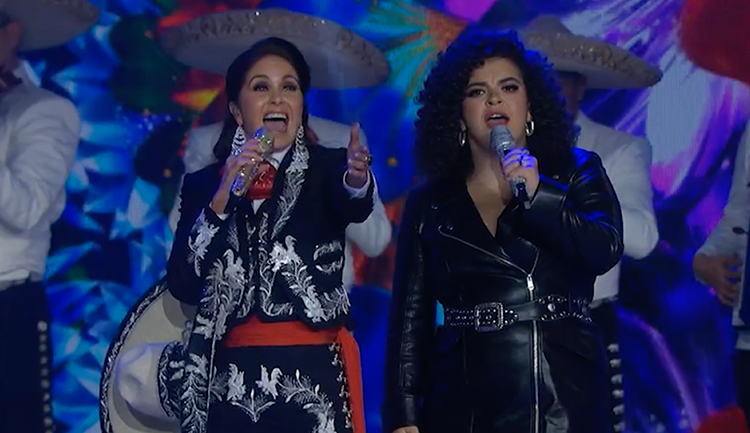 Lucero y Lucero Mijares - Caponera