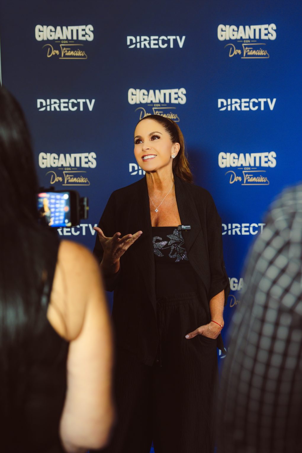 Lucero en Gigantes con Don Francisco