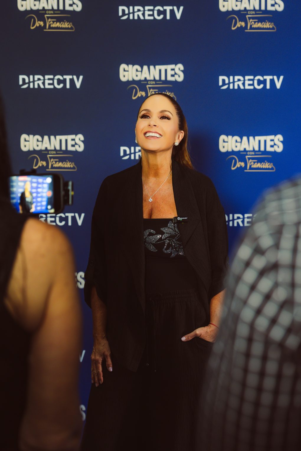 Lucero en Gigantes con Don Francisco