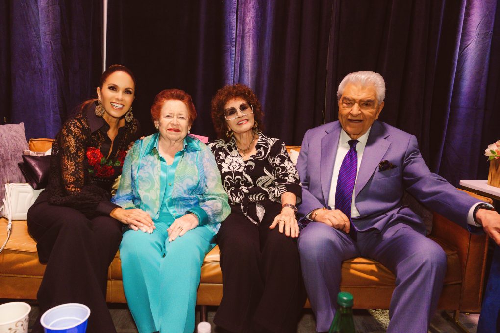 Lucero en Gigantes con Don Francisco