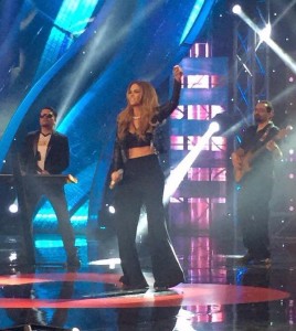 Lucero en Teletón Quito 2015