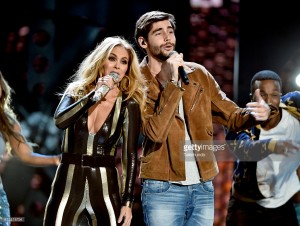 Lucero y Alvaro Soler Bajo el mismo sol Latin AMAs 2016