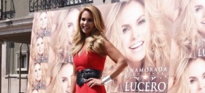Lucero presenta su nuevo disco Enamorada con Banda