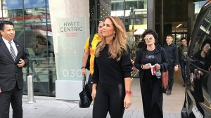 Lucero convive con fans chilenos