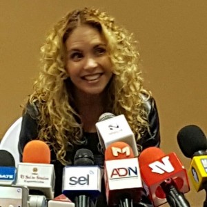 Lucero en conferencia de prensa en Culiacán Sinaloa