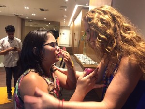 lucero-convive-con-fans-brasil-0005