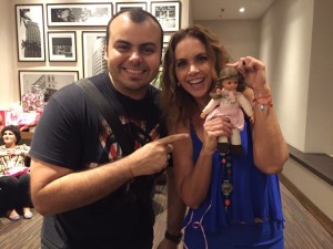 lucero-convive-con-fans-brasil-0009