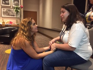 lucero-convive-con-fans-brasil-0011