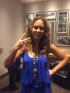 lucero-convive-con-fans-brasil-0021