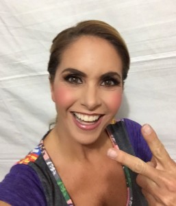 Lucero en Culiacán Sinaloa dando show con mariachi y banda  