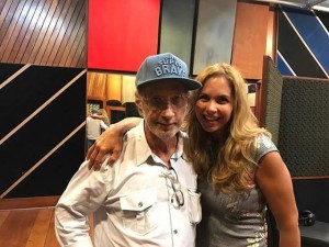 Lucero graba musicas en portugues para Brasil