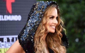 Lucero - Latin Amas 2015